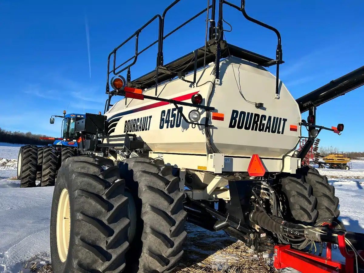 2012 Bourgault 3320 76