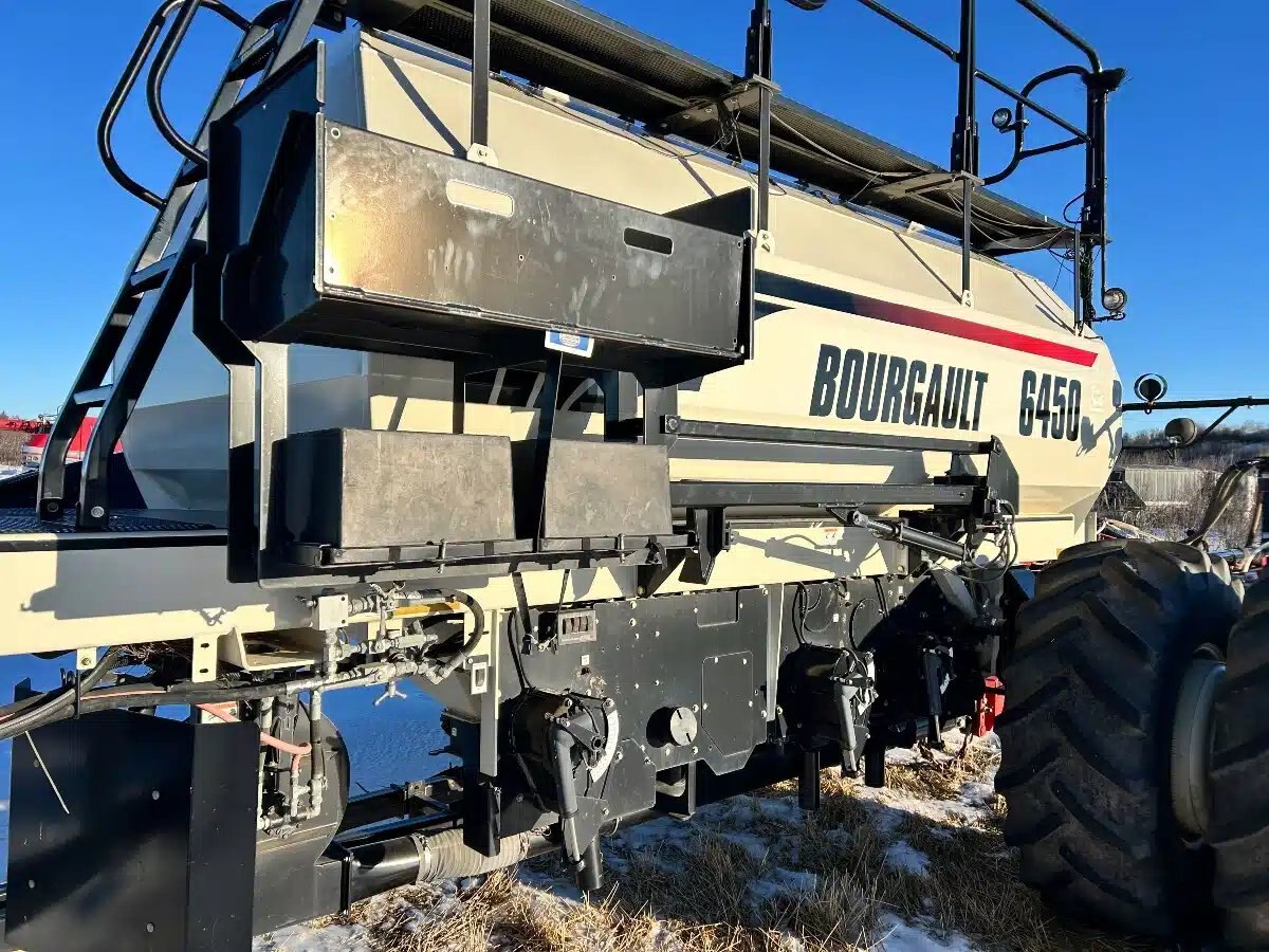 2012 Bourgault 3320 76