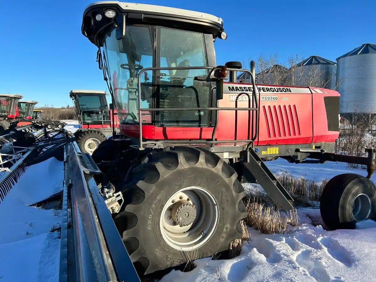 2012 Massey Ferguson WR9740