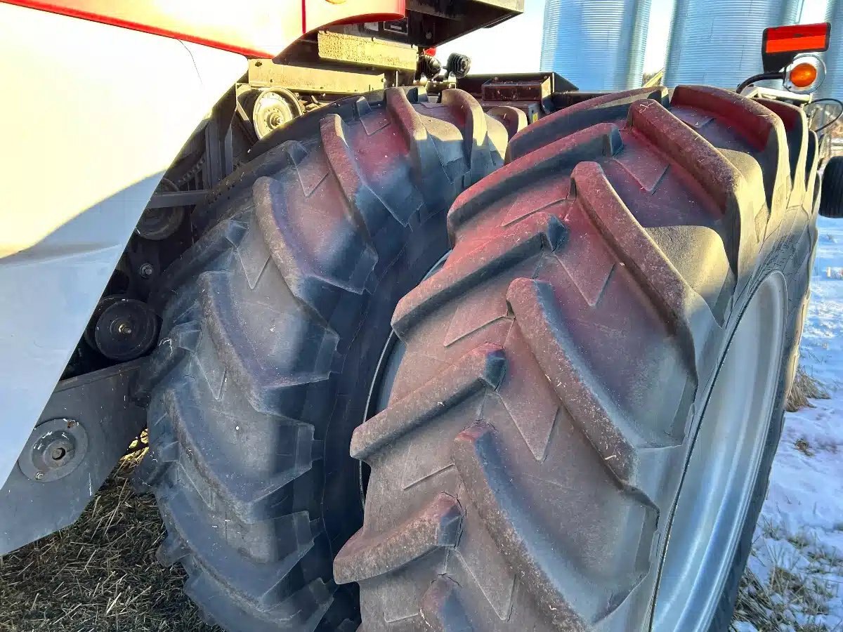 2014 Massey Ferguson 9560