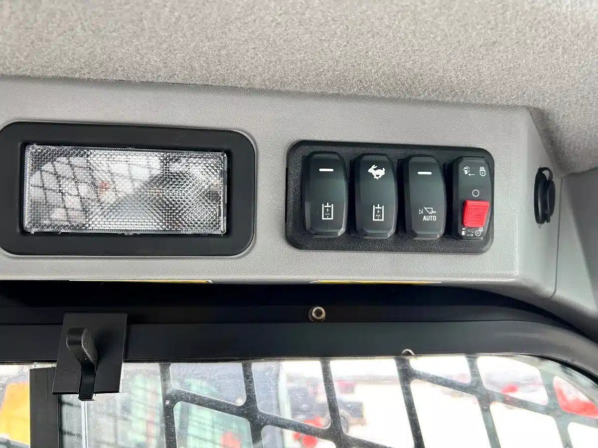 2024 Caterpillar 236D3