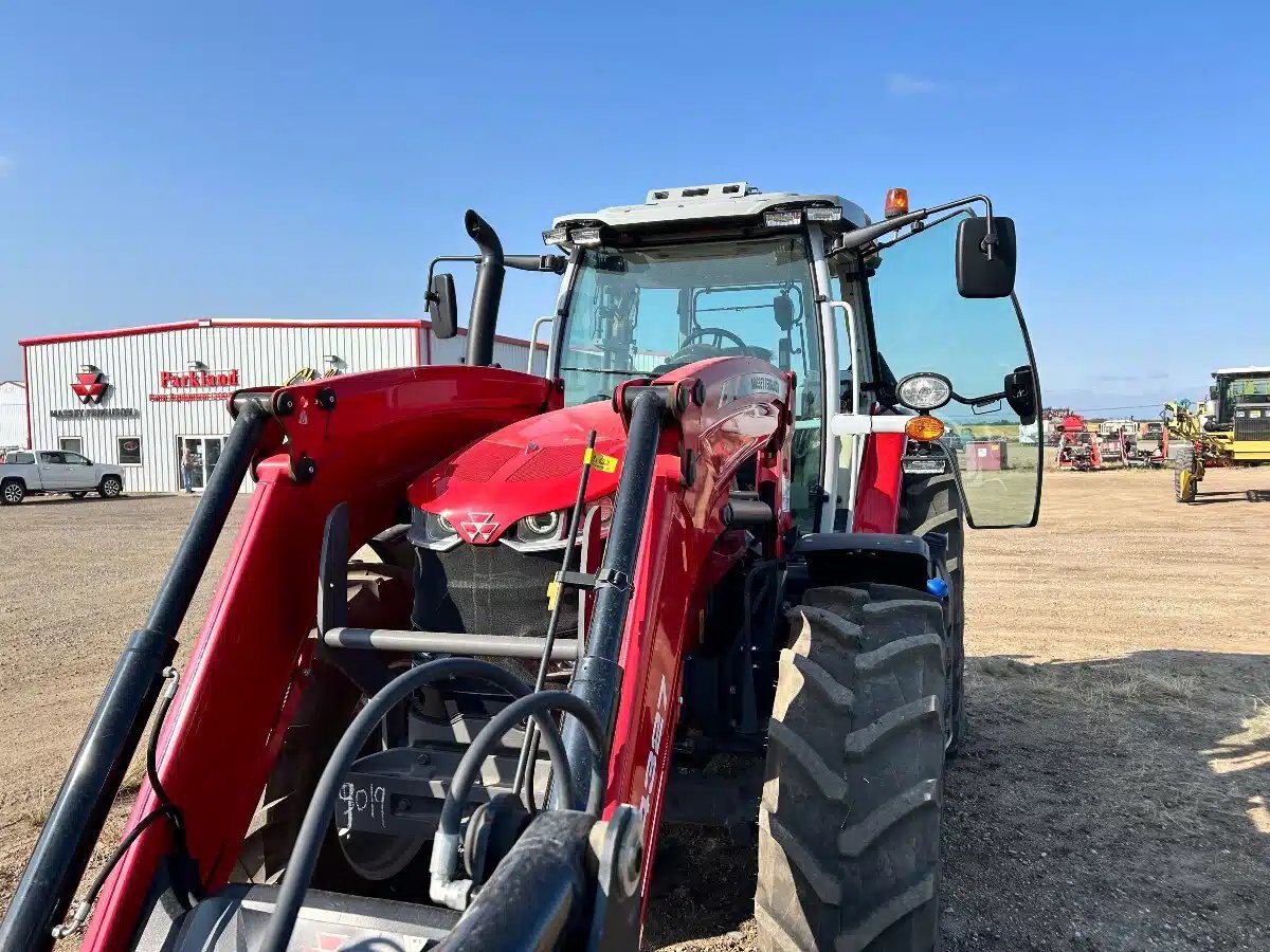 2024 Massey Ferguson 7S.165