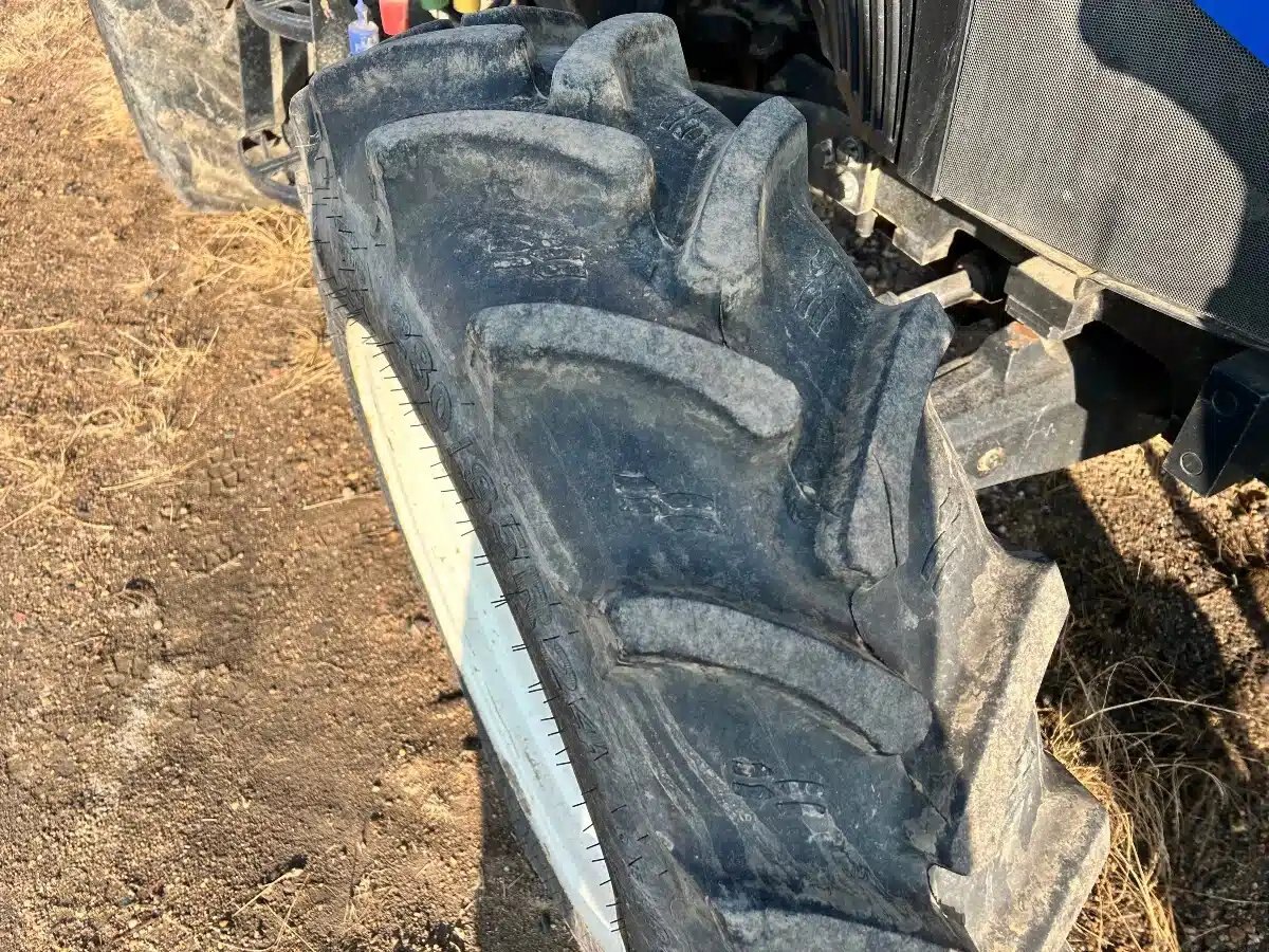 2014 New Holland T4.75