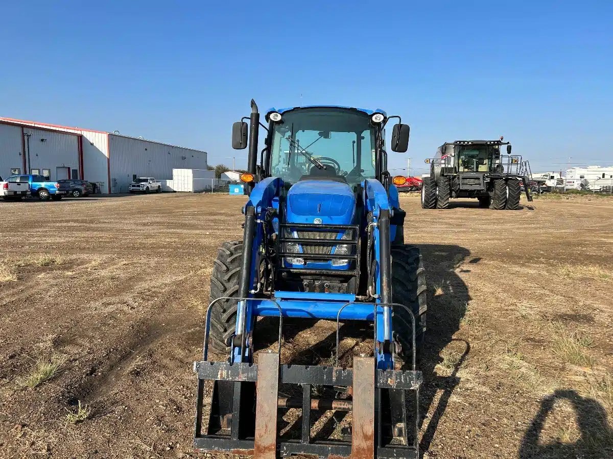 2014 New Holland T4.75