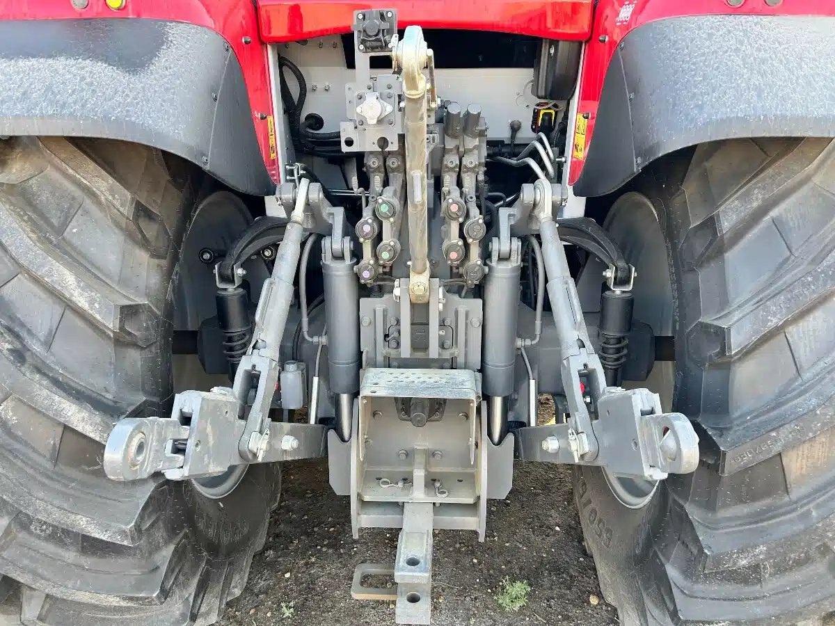 2025 Massey Ferguson 7S.180