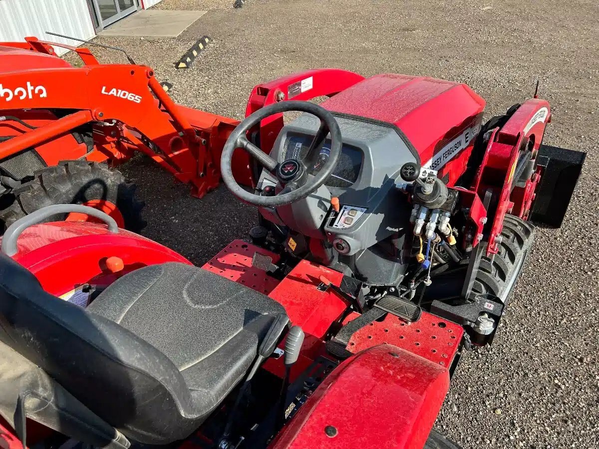 2023 Massey Ferguson 1835E