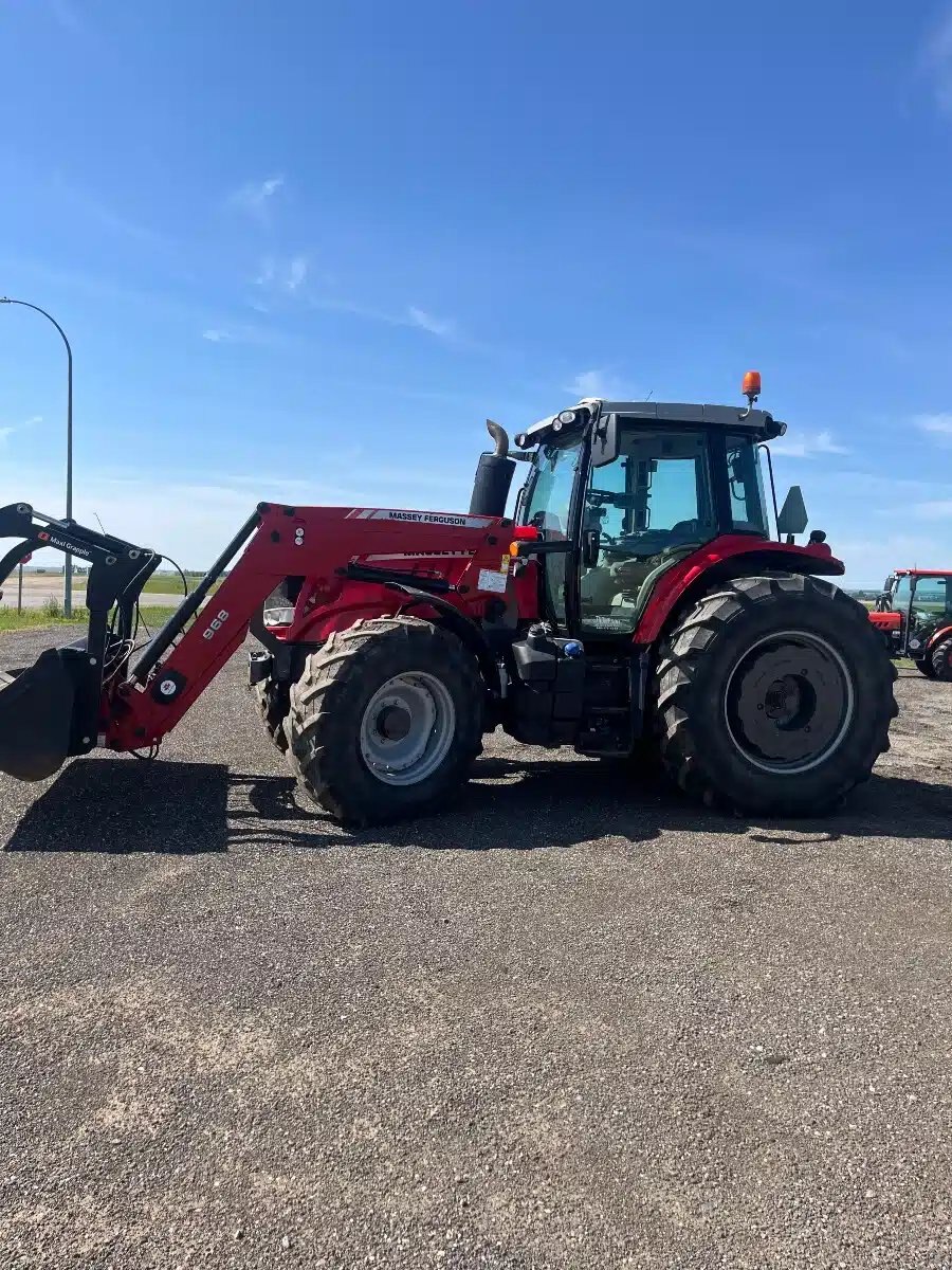 2018 Massey Ferguson 7715S