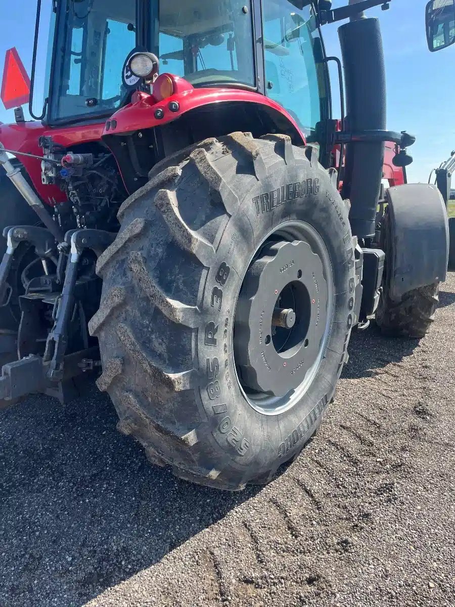 2018 Massey Ferguson 7715S