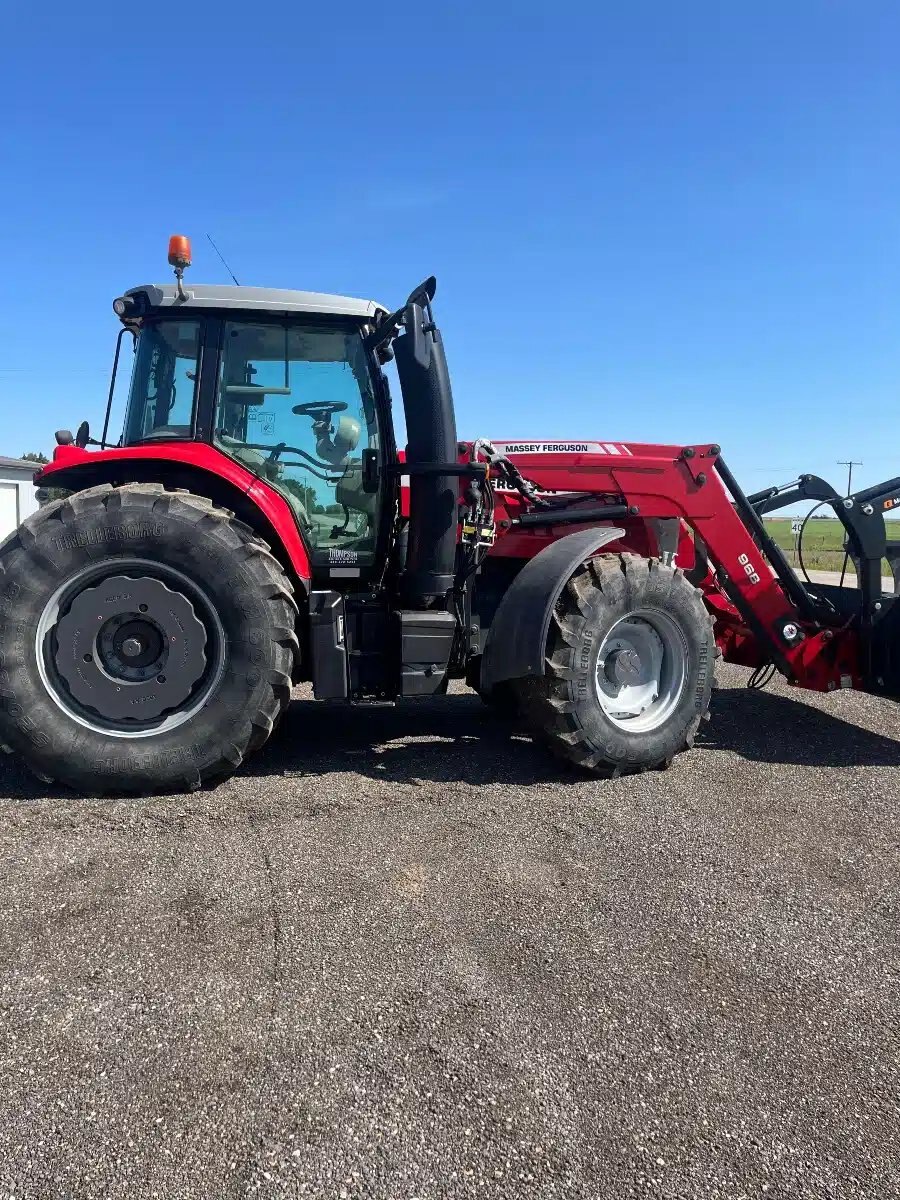 2018 Massey Ferguson 7715S