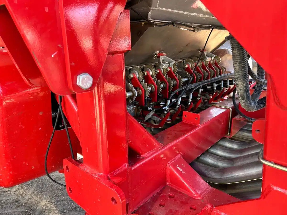 2018 Morris 9800 ICT