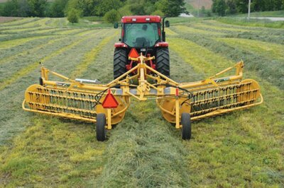 Vermeer R2300 Twin Rake