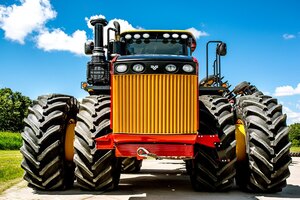 Versatile 4WD 380 610