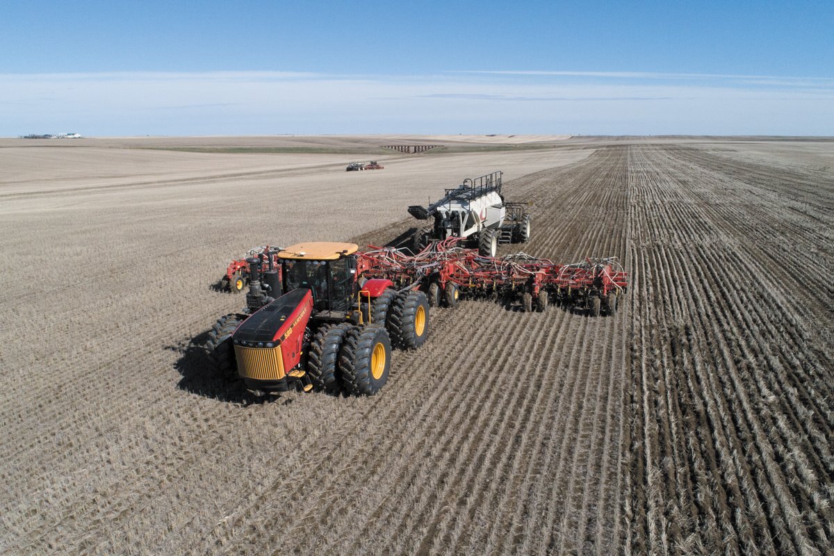 Versatile 4WD MODELS 460