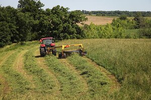 Vermeer MC3300 MOWER CONDITIONER