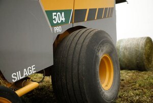Vermeer 504 PRO G3 BALER