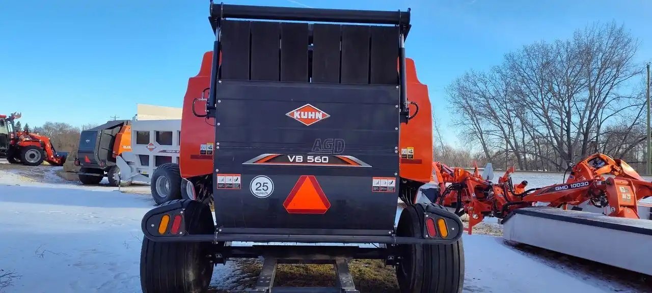 2023 Kuhn VB560