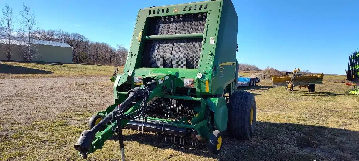 2020 John Deere 560M