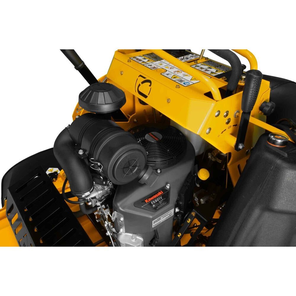 Cub Cadet PRO X 654 EFI