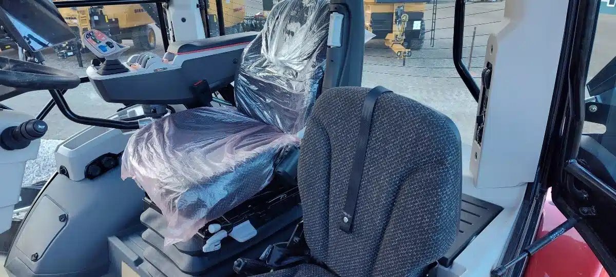 2023 Versatile NEMESIS 175