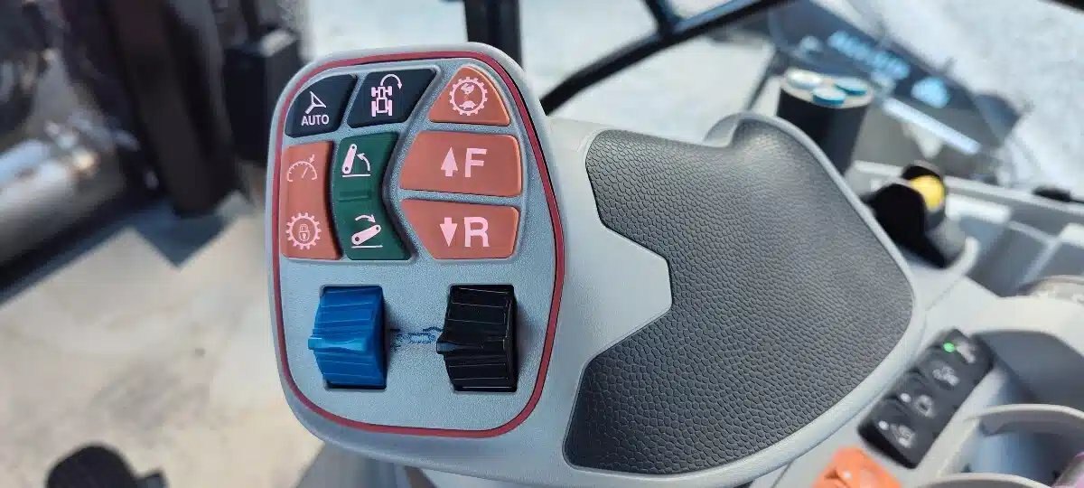 2023 Versatile NEMESIS 175