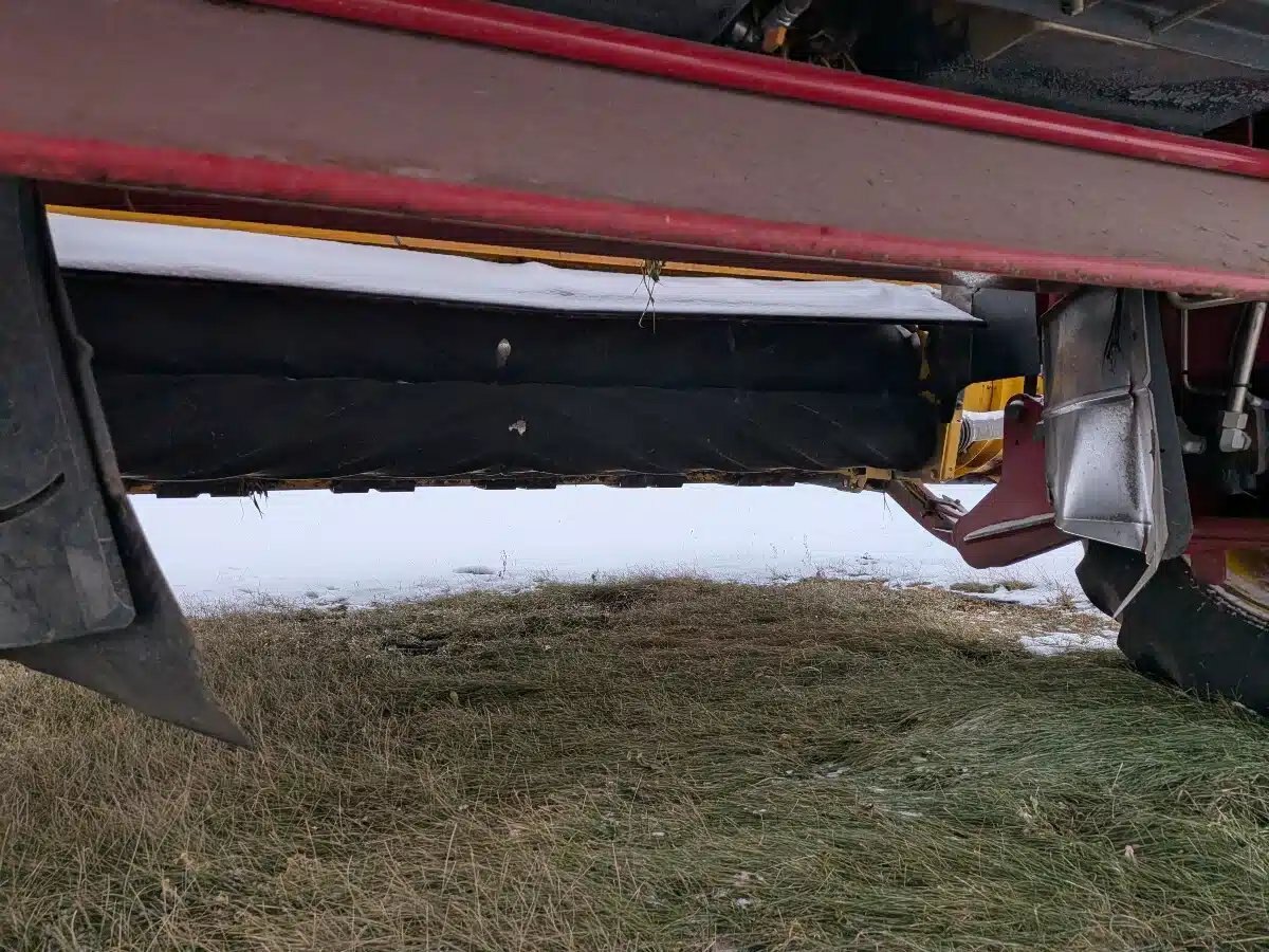 2012 New Holland H8080