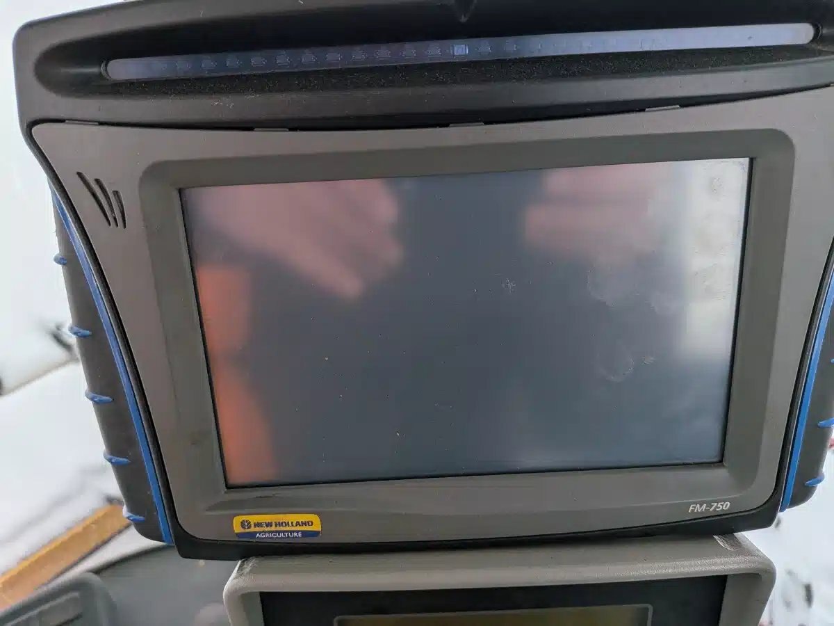 2012 New Holland H8080