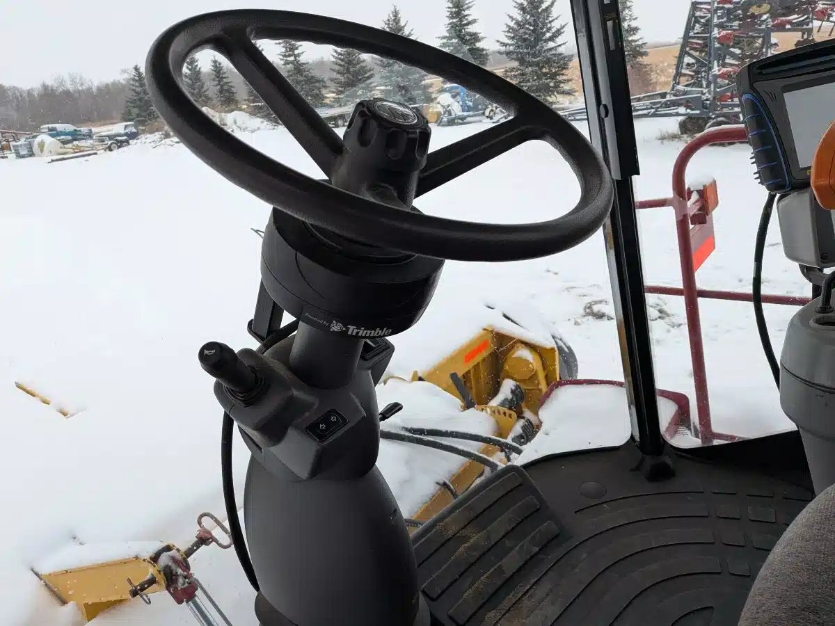 2012 New Holland H8080