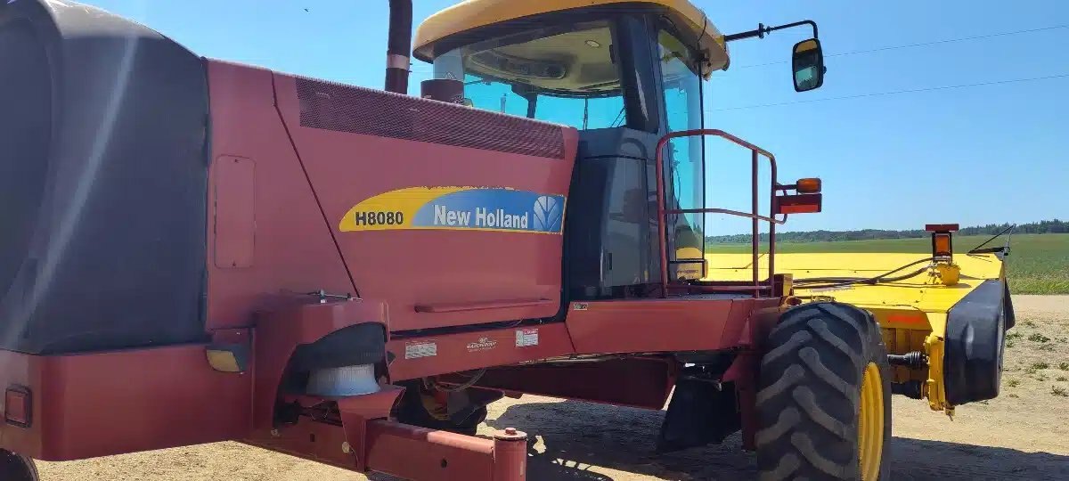 2012 New Holland H8080