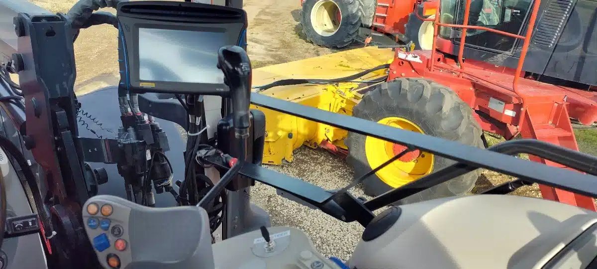 2015 McCormick X7.670