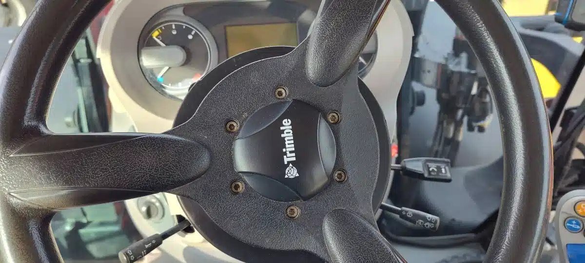 2015 McCormick X7.670