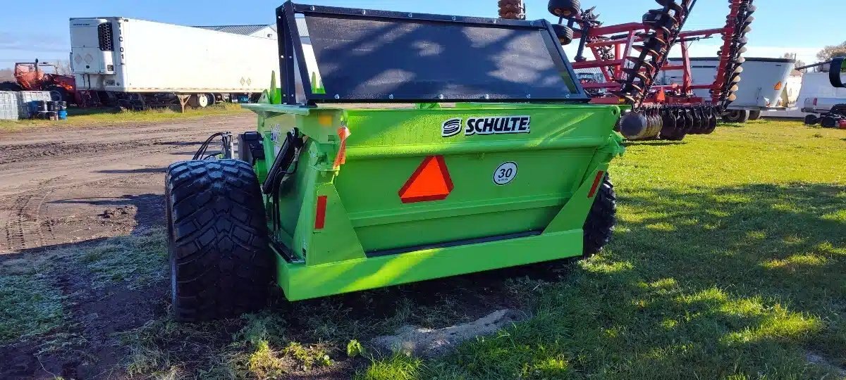 2025 Schulte Giant 3500