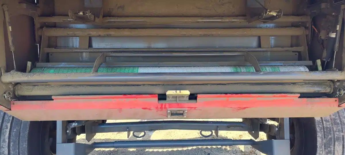 2016 Massey Ferguson 2956A