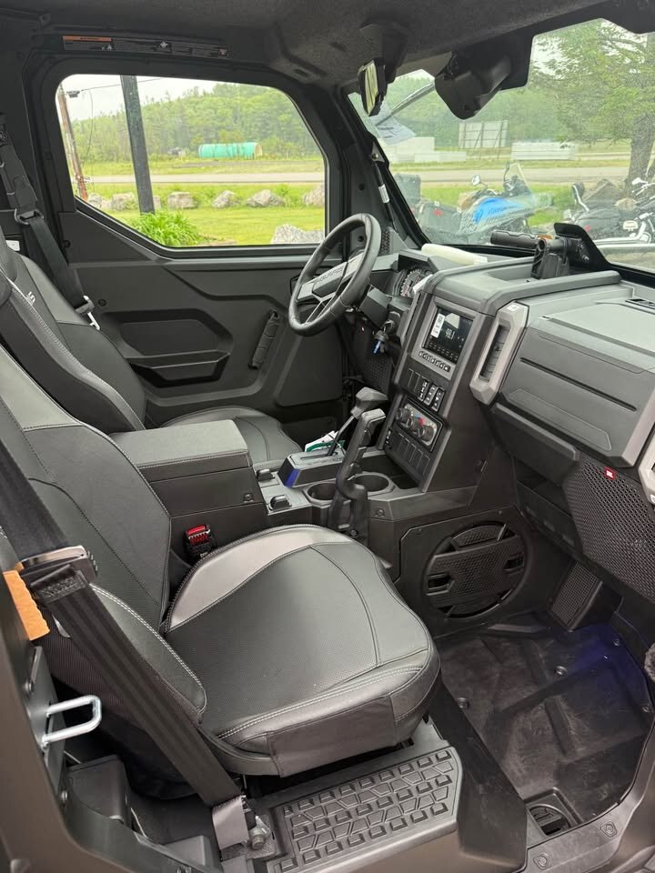 2026 Polaris® XPEDITION XP NorthStar 2 Seat Matte Super Graphite