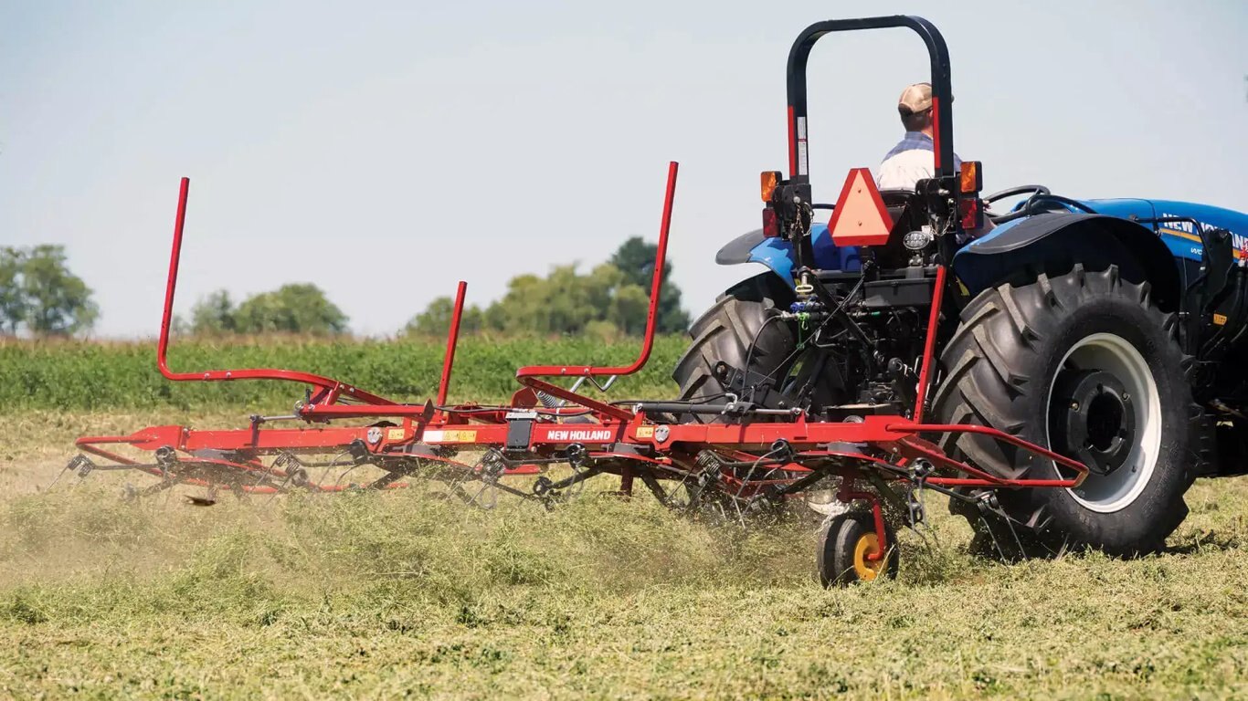 New Holland ProTed™ Rotary Tedders 3625