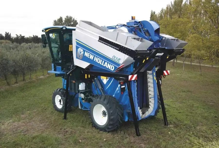 New Holland Braud 9090X Olive Harvester Braud 9090X Olive Side Conveyor