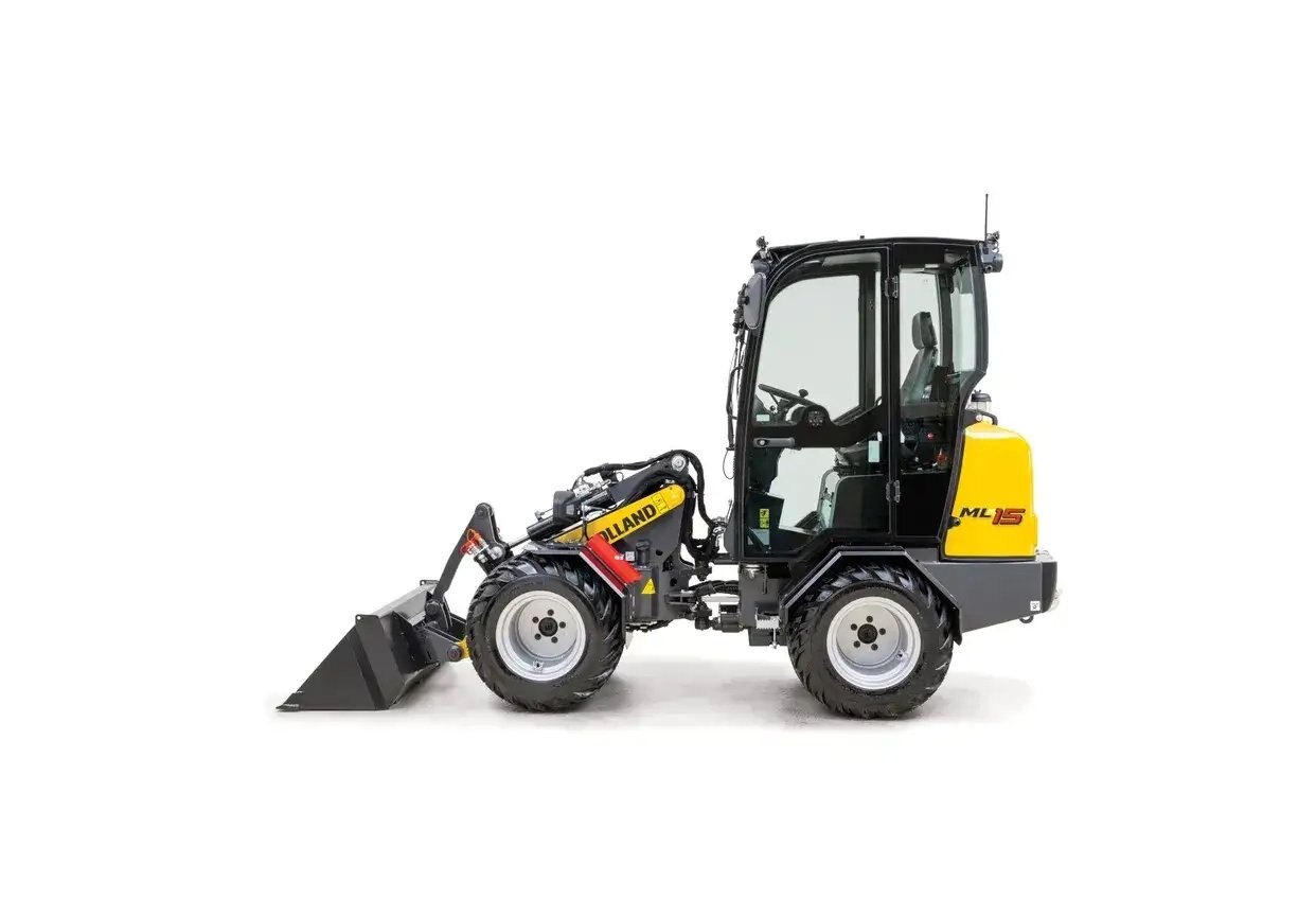 New Holland Small Articulated Loaders ML15