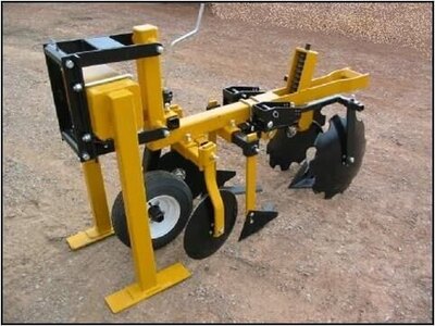 Kirchner C Shank Cultivator