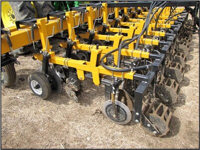 Kirchner Strip Tiller
