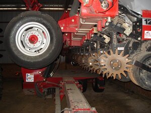Yetter 2967 Rigid Residue Manager