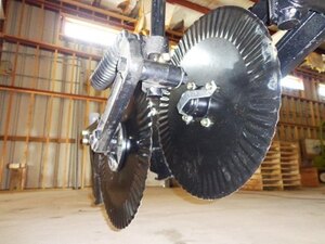 Yetter 2996 Parallel Linkage Fertilizer Coulter