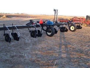 Yetter 2996 Parallel Linkage Fertilizer Coulter