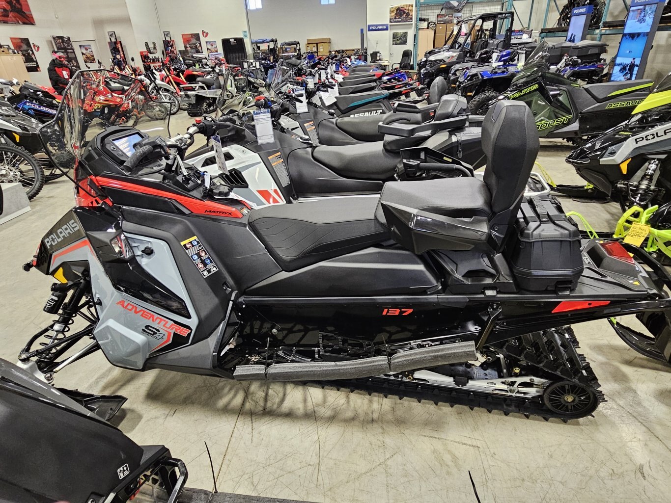 2025 Polaris PROSTAR S4 INDY ADVENTURE 137