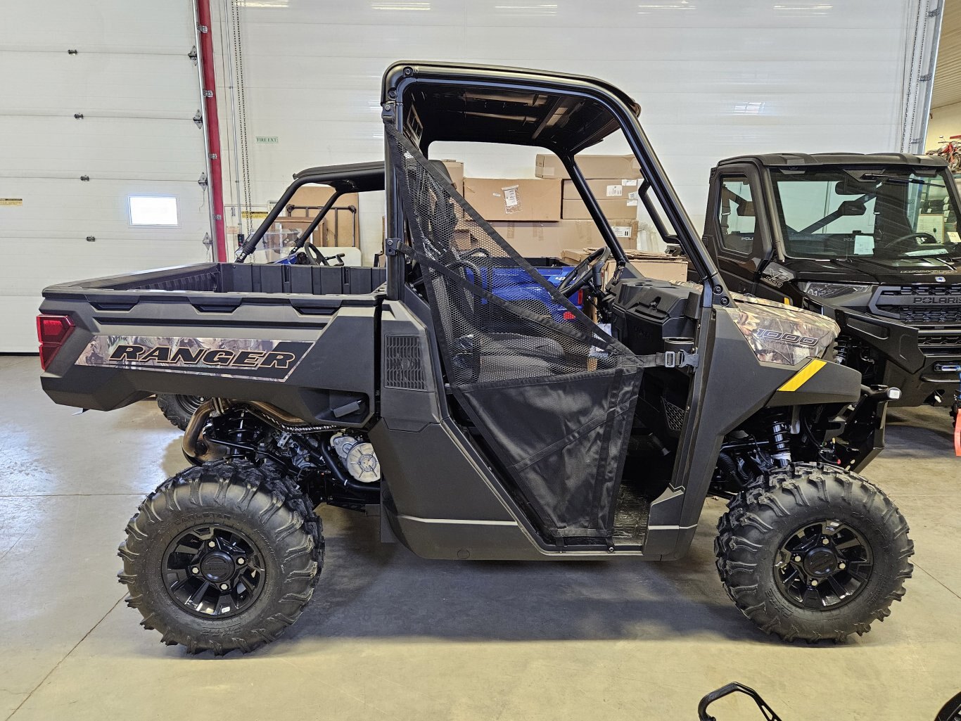 2025 Polaris RANGER 1000 PREMIUM 3 SEAT POLARIS PURSUIT CAMO