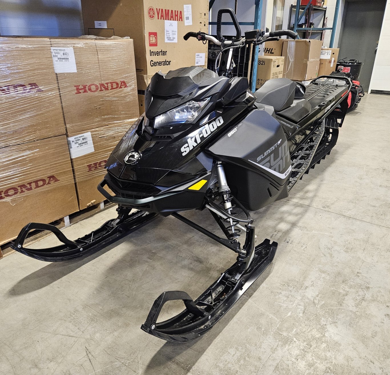 2018 SKI-DOO SUMMIT SP ROTAX 850 E-TEC 175