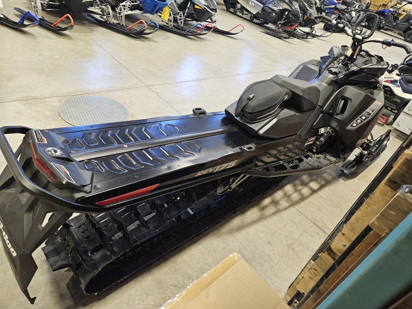 2018 SKI DOO SUMMIT SP ROTAX 850 E TEC 175