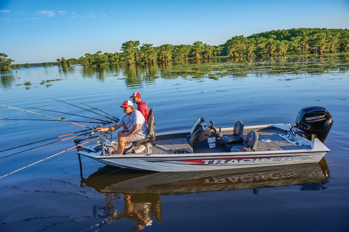 2025 Tracker PRO TEAM™ 175 CRAPPIE EDITION