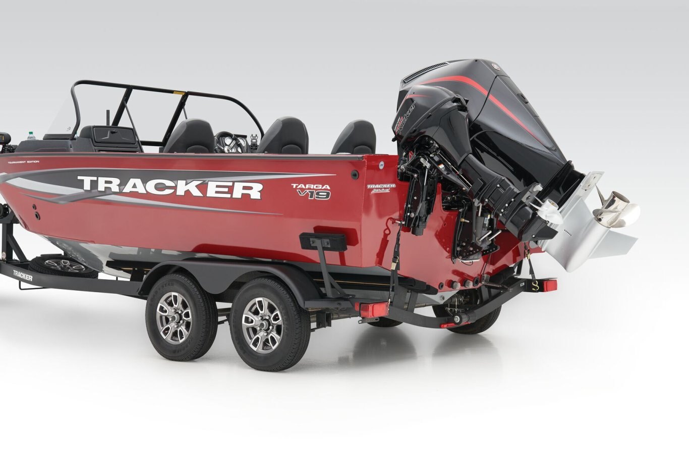 2025 Tracker TARGA™ V 19 Combo