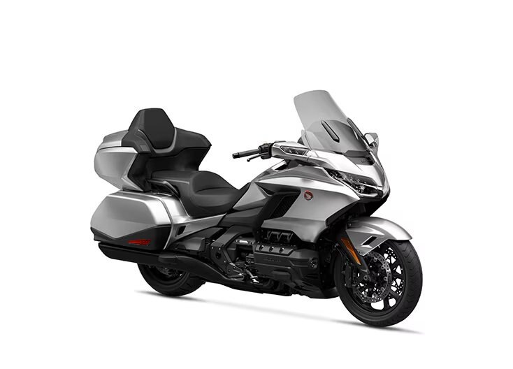 2025 Honda Gold Wing Tour DCT Digital Silver Metallic