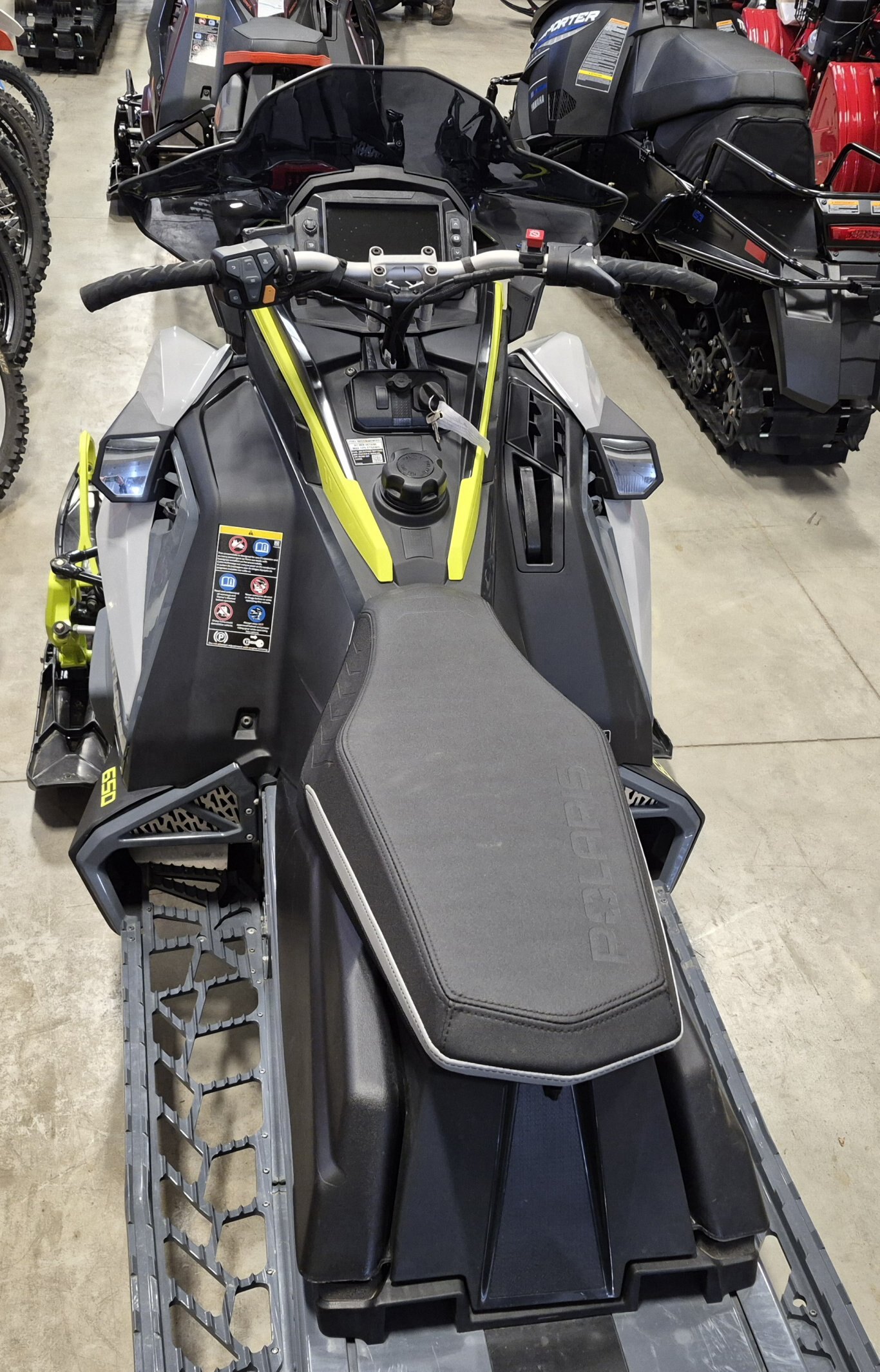 2022 POLARIS 650 INDY ADVENTURE 137