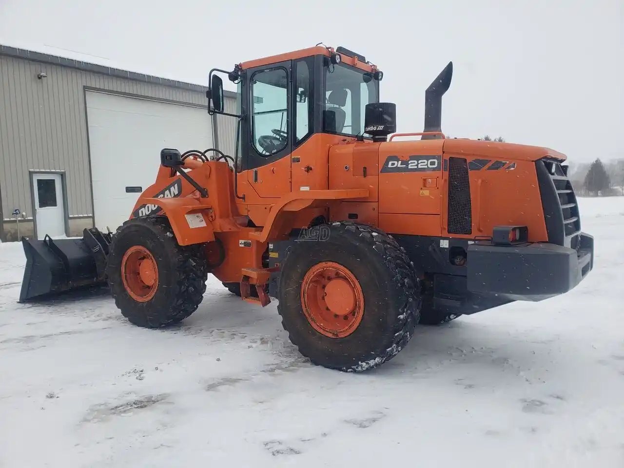 2011 Doosan DL 220